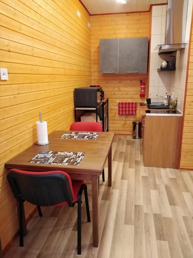 Kauba 6-6 Apartment 库雷萨雷 外观 照片